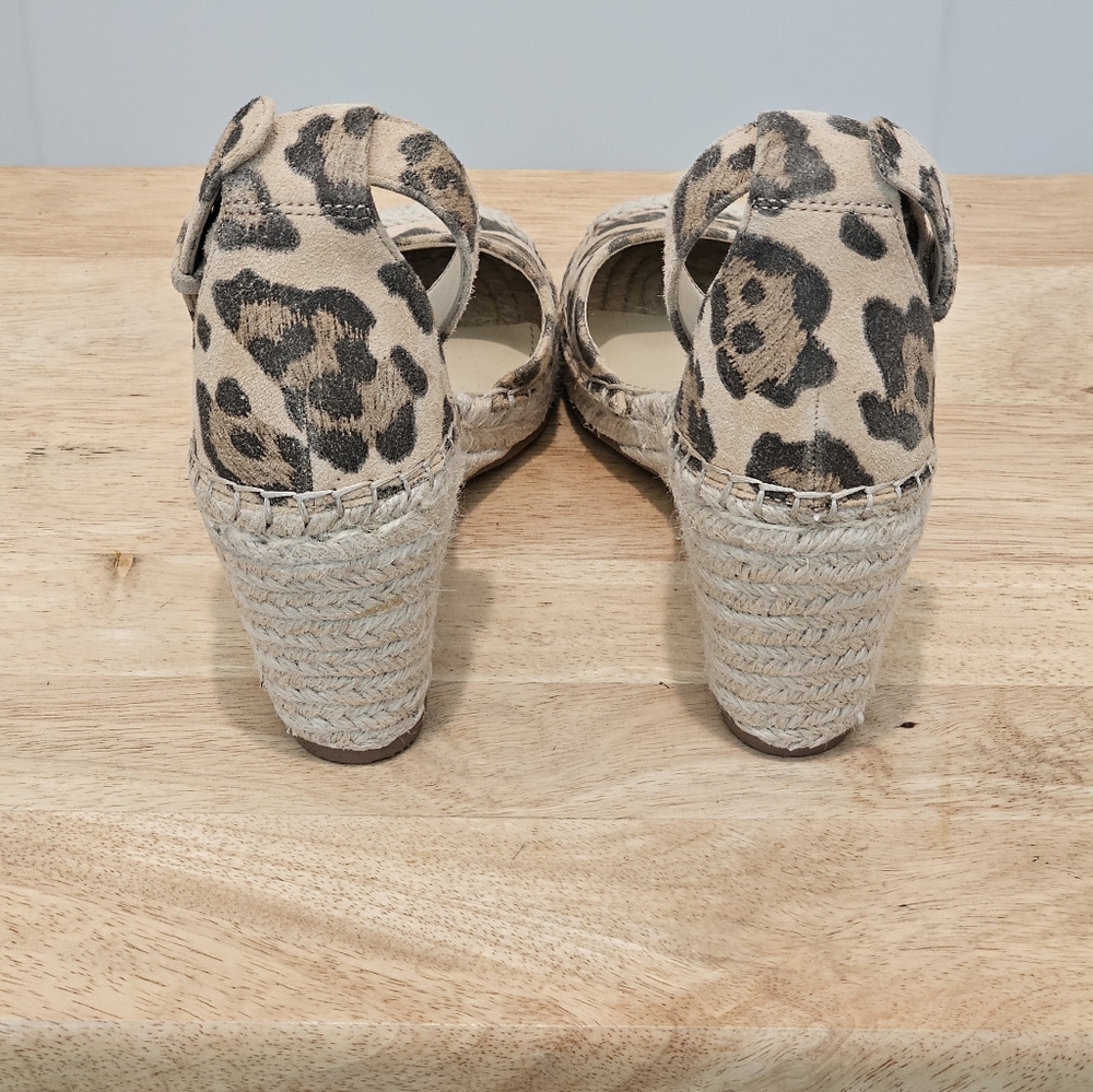 Vince Camuto NWOT, Leather Venerly Espadrille Sandals, NWOT, Size 6 - Picture 2 of 6